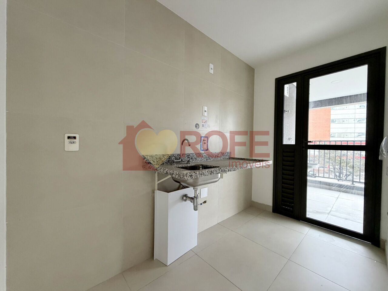 Foto 8 - RF49524
