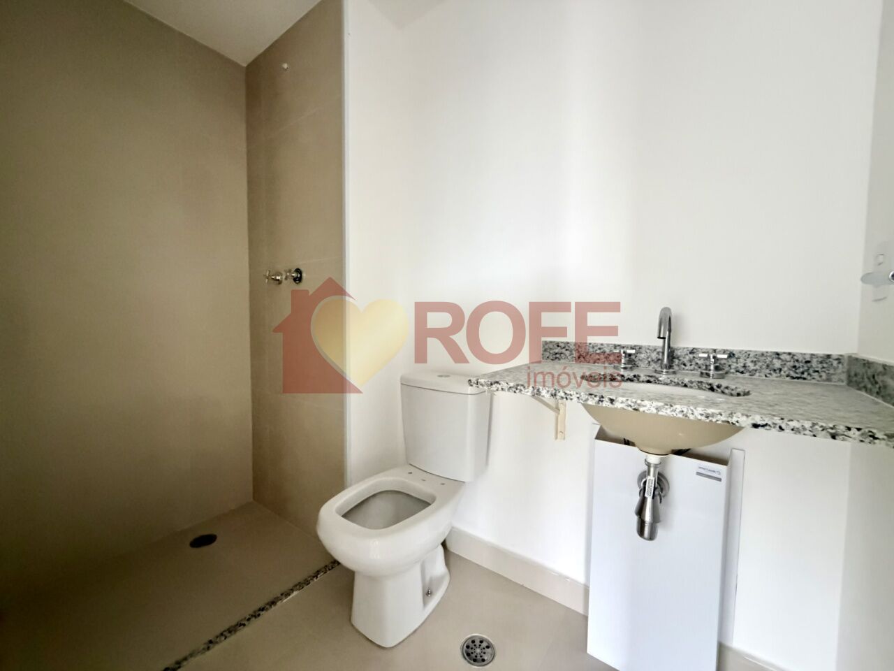 Foto 18 - RF49524