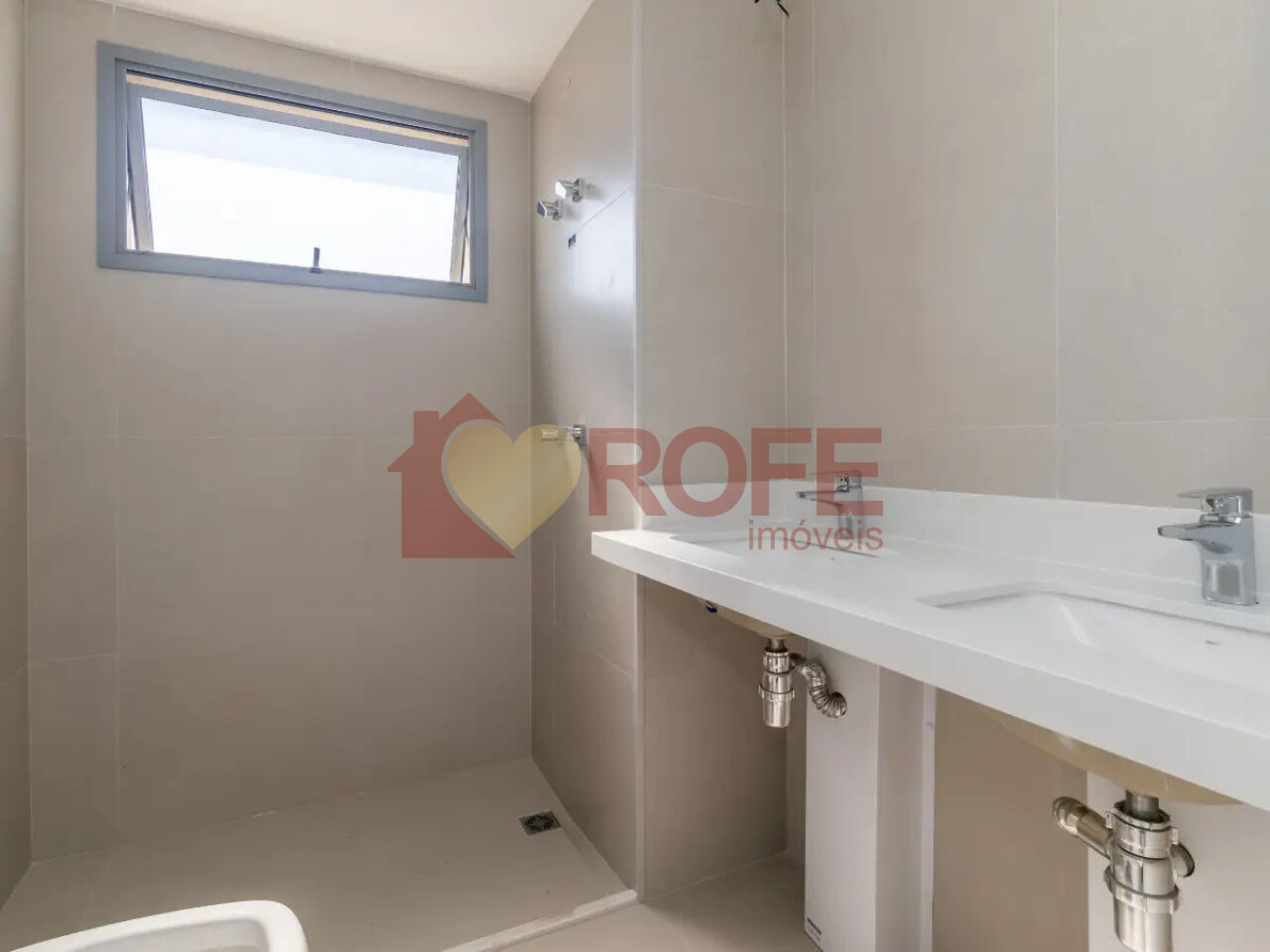 Foto 27 - RF49527