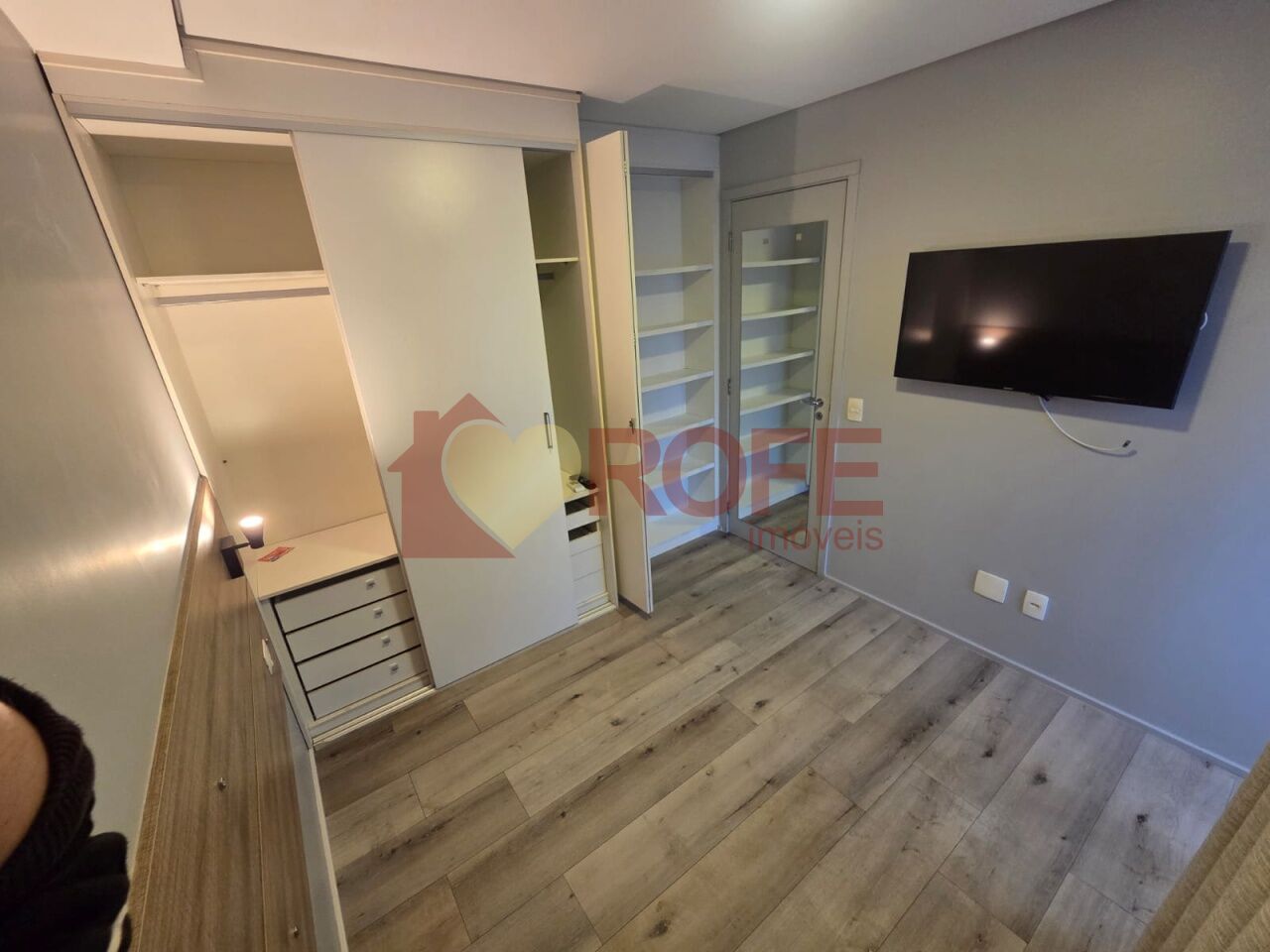 Foto 5 - RF49536