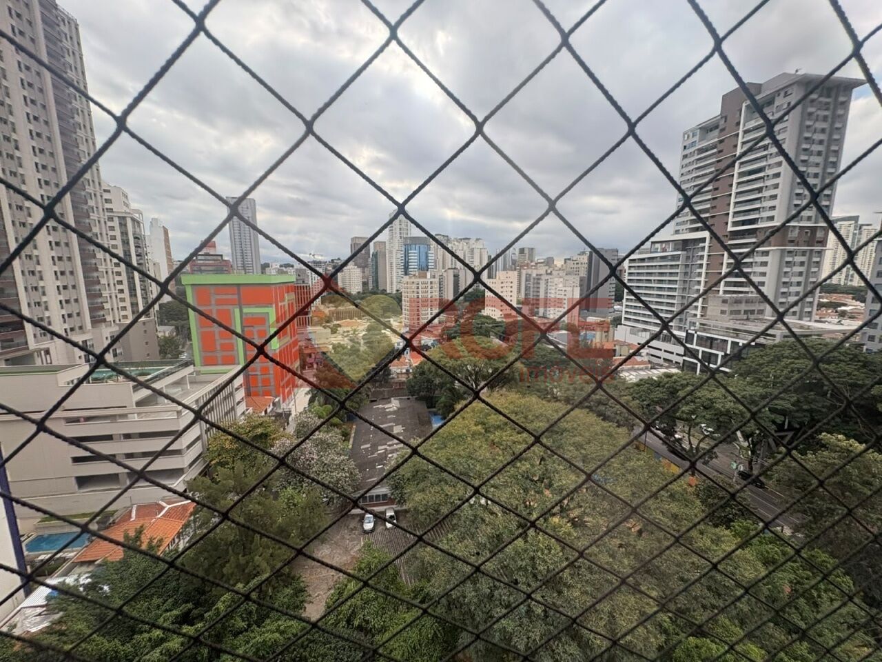 Foto 7 - RF49537