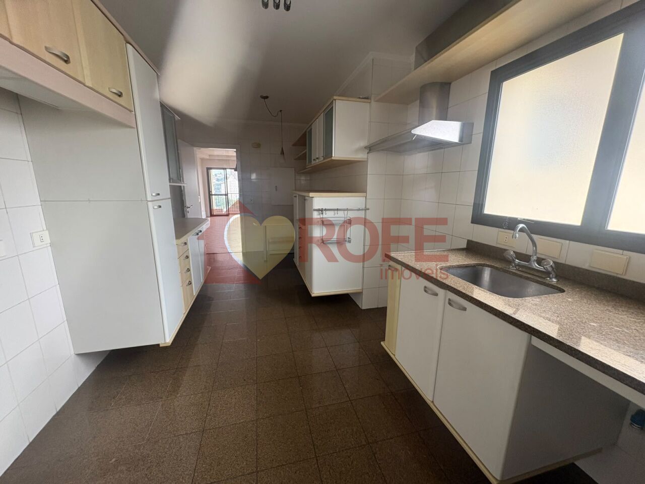 Foto 10 - RF49537