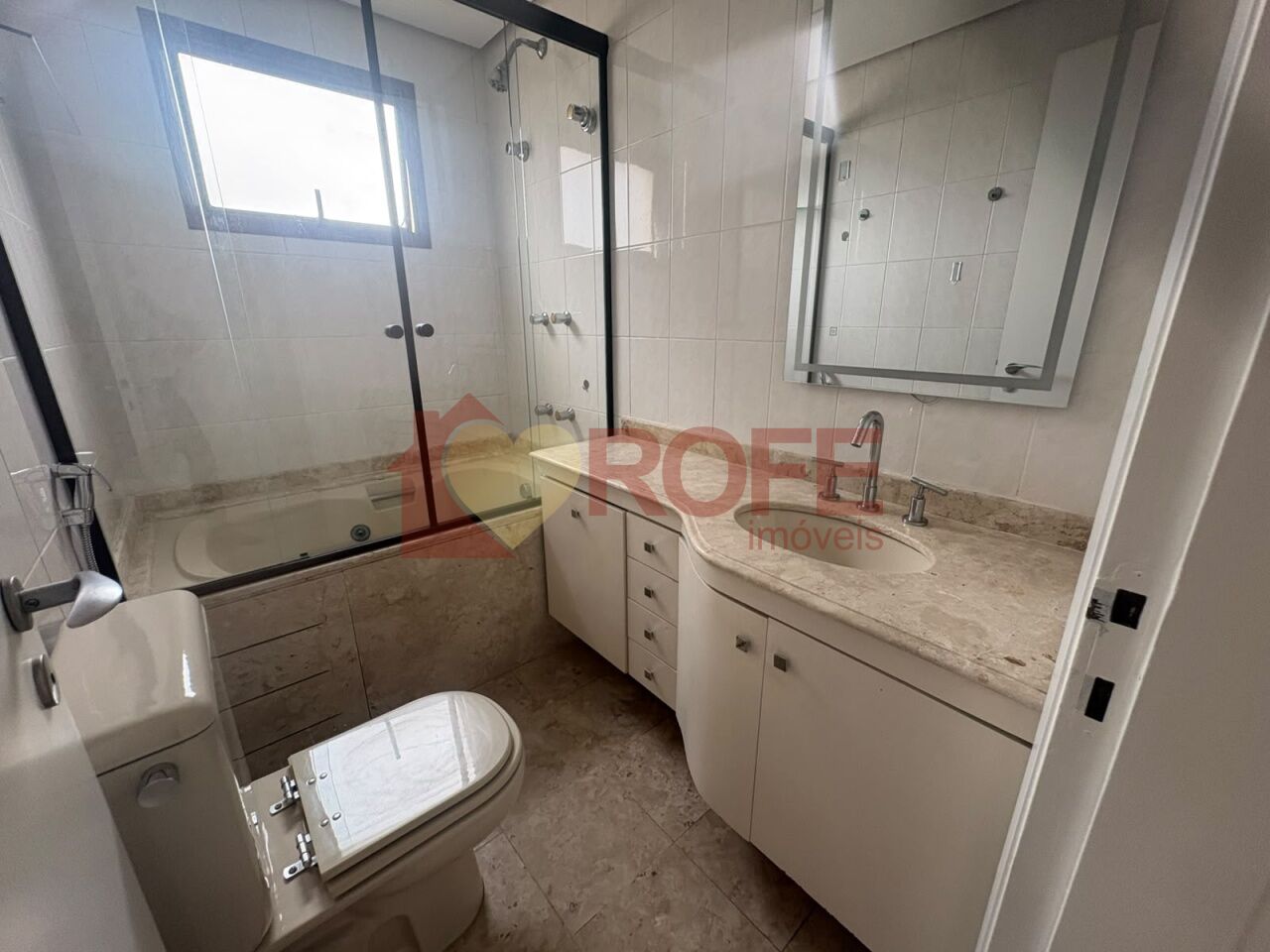 Foto 23 - RF49537