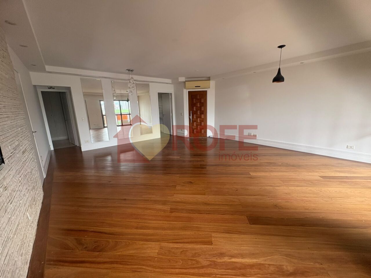 Foto 3 - RF49537
