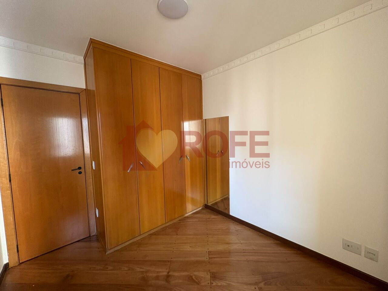 Foto 33 - RF49540