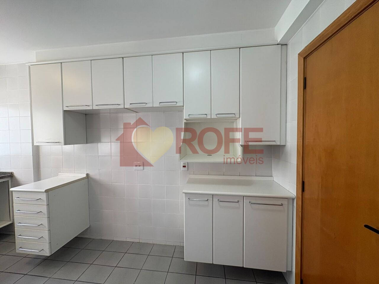 Foto 17 - RF49540