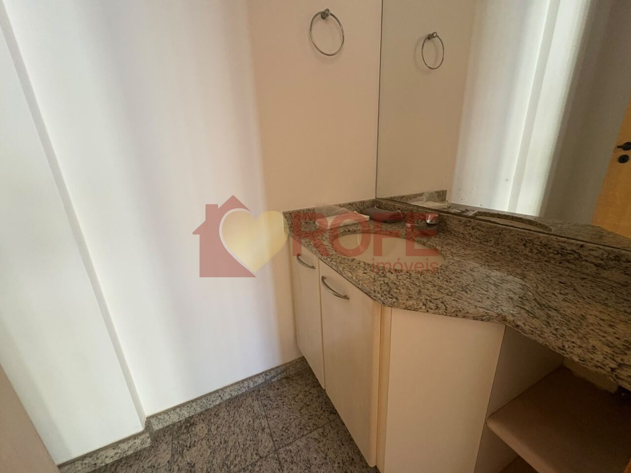 Foto 38 - RF49540