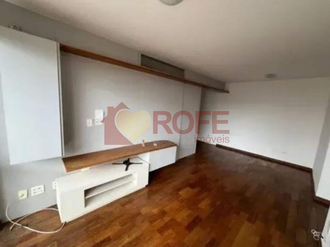 Foto 2 - RF49559