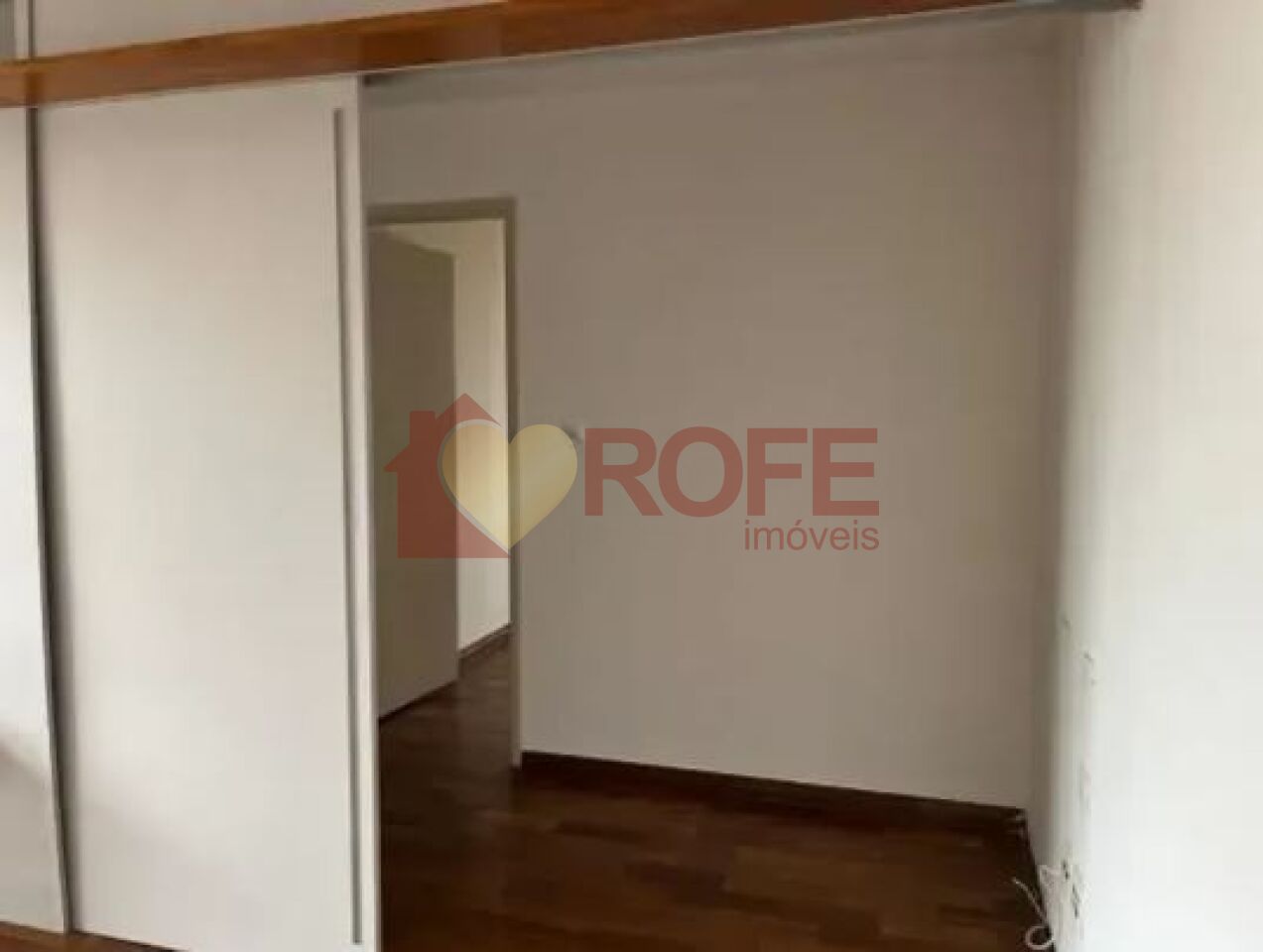Foto 3 - RF49559