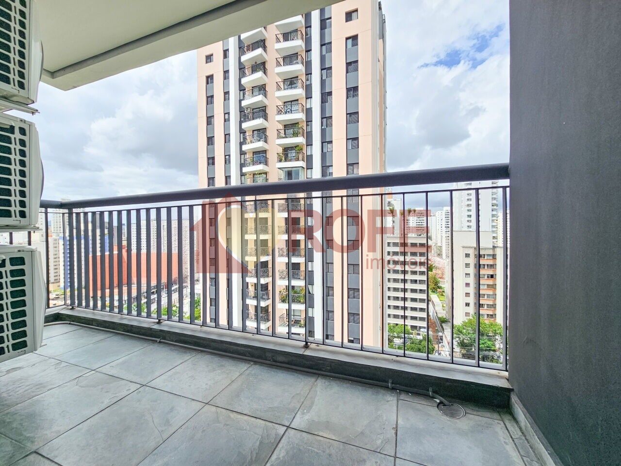 Foto 6 - RF49573