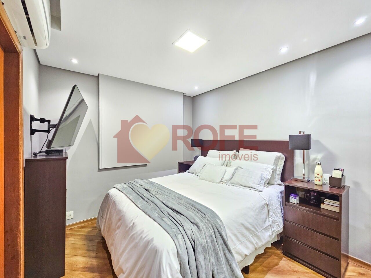 Foto 15 - RF49573