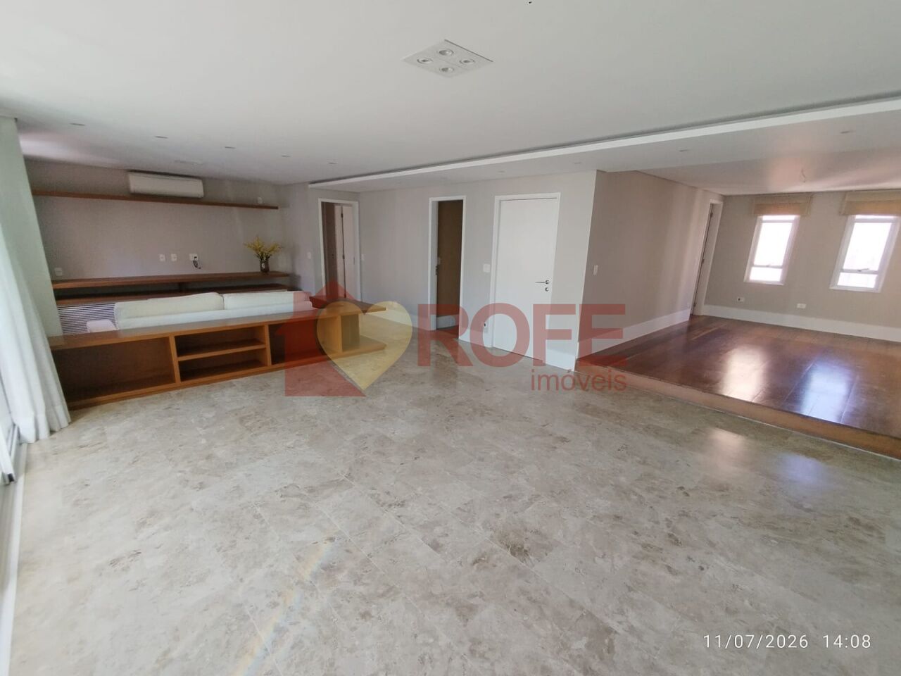 Foto 2 - RF49593