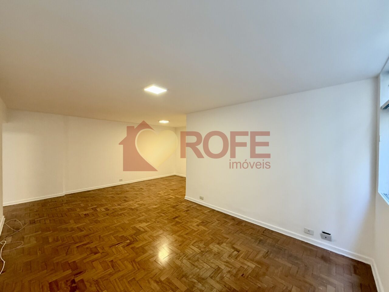 Foto 3 - RF49612