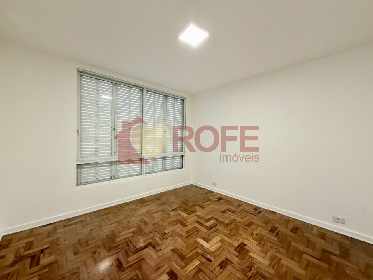 Foto 19 - RF49612