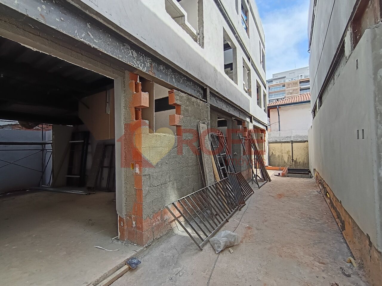 Foto 12 - RF49615