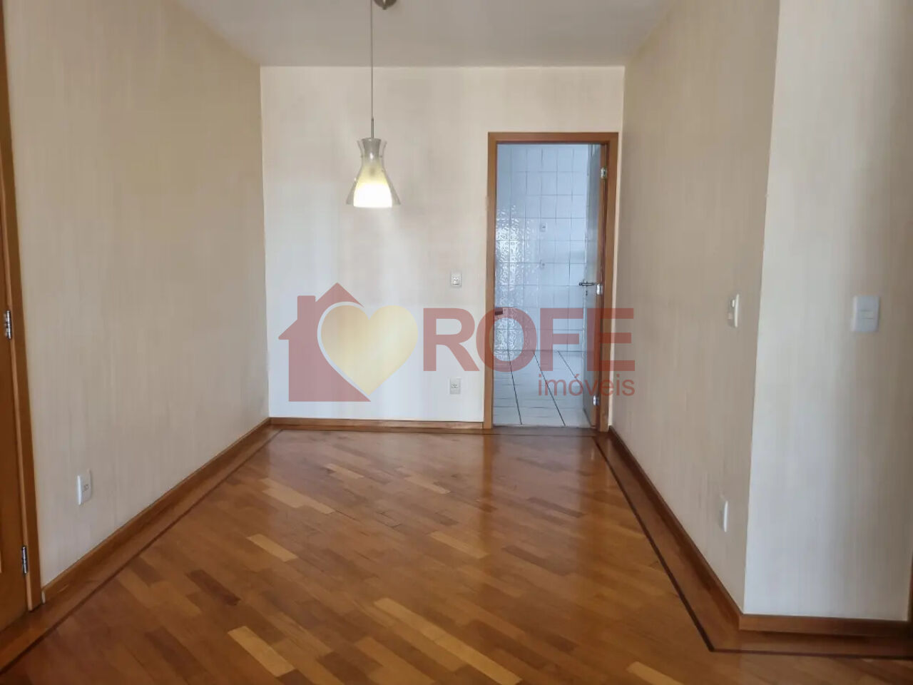 Foto 2 - RF49631