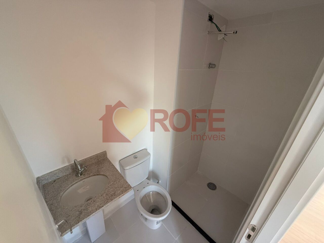 Foto 4 - RF49637