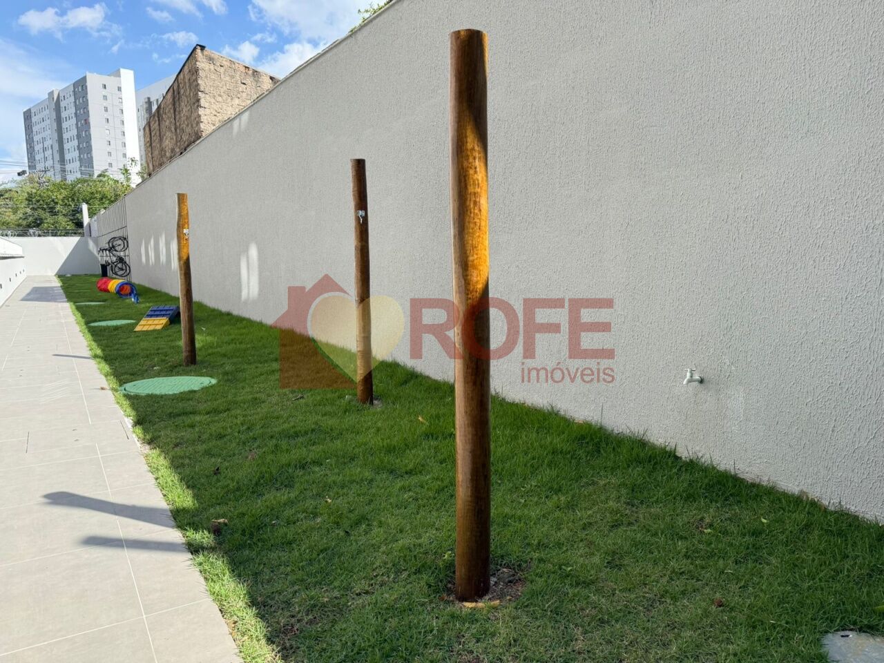 Foto 12 - RF49637
