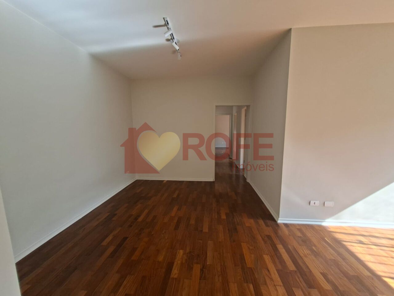 Foto 5 - RF49639