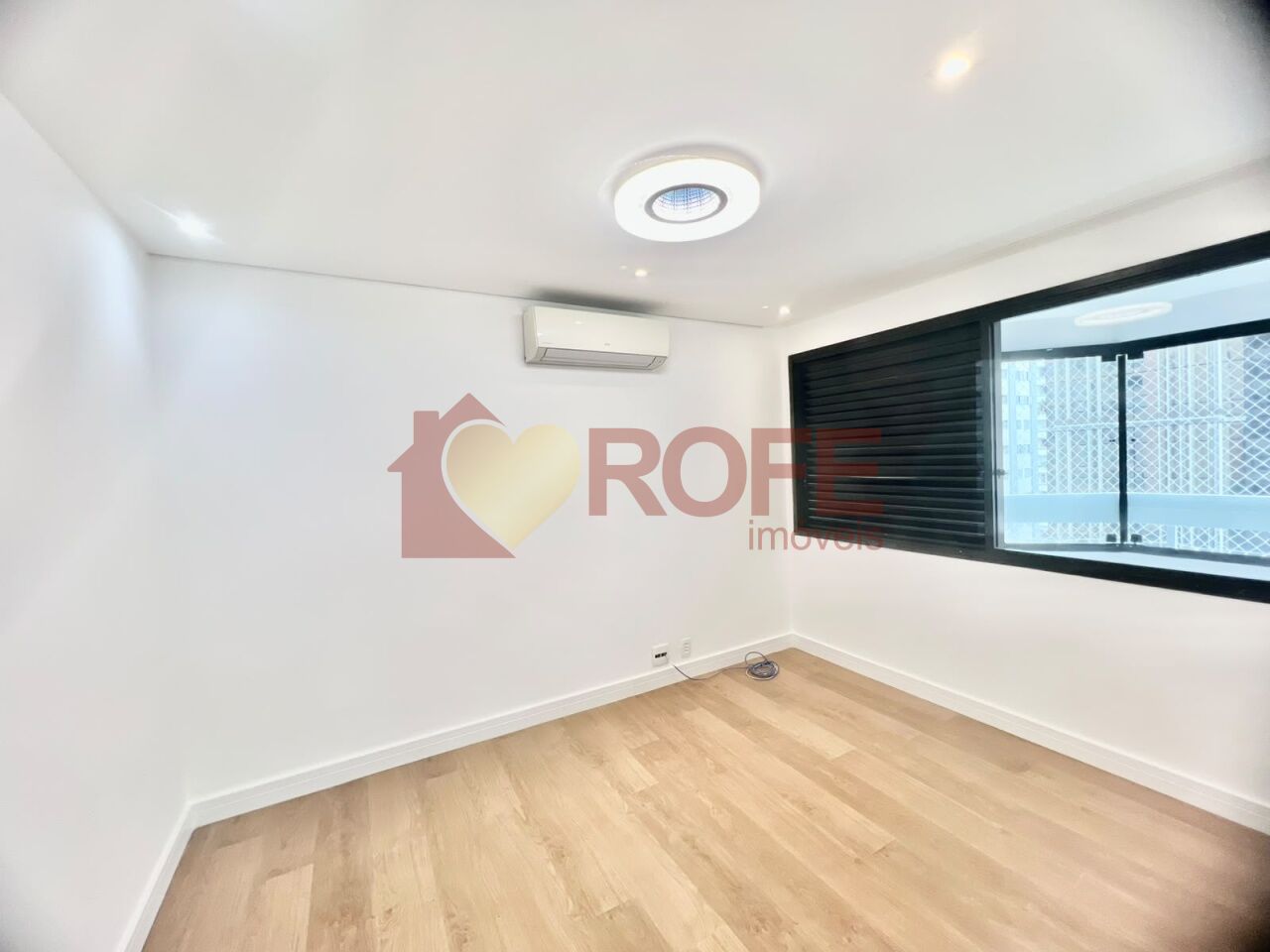 Foto 9 - RF49649
