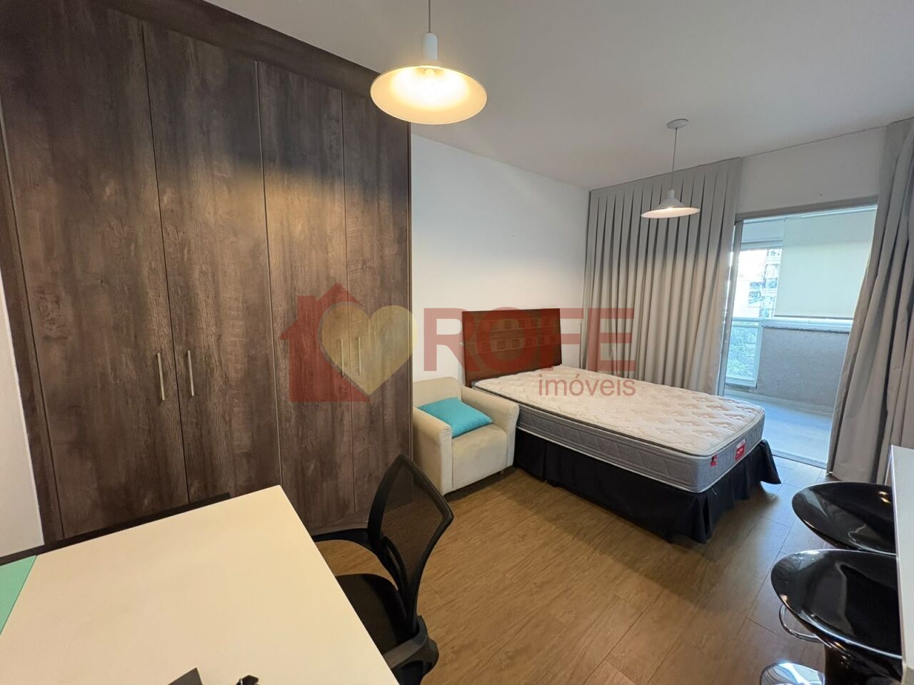 Foto 3 - RF49672