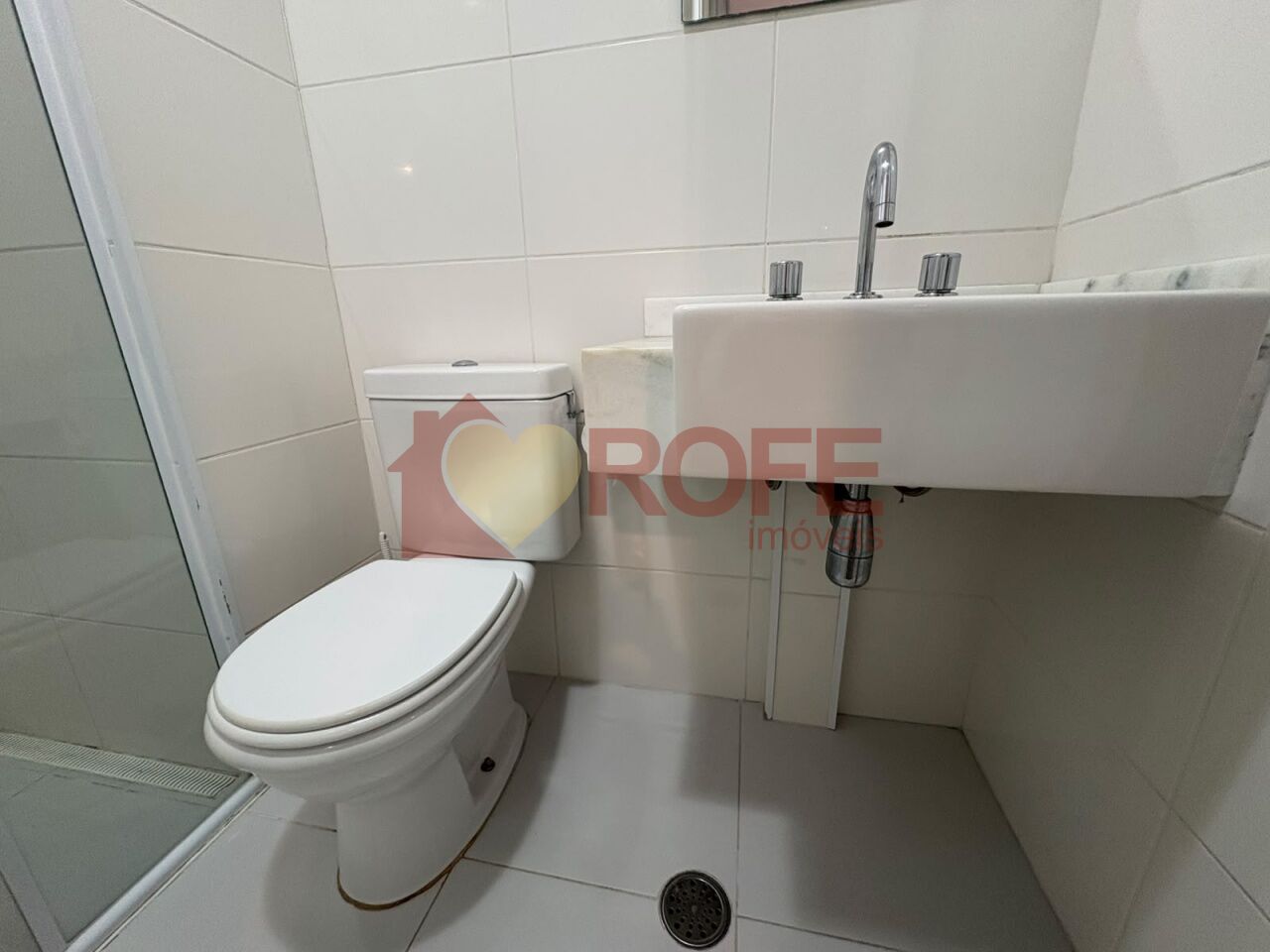 Foto 11 - RF49672
