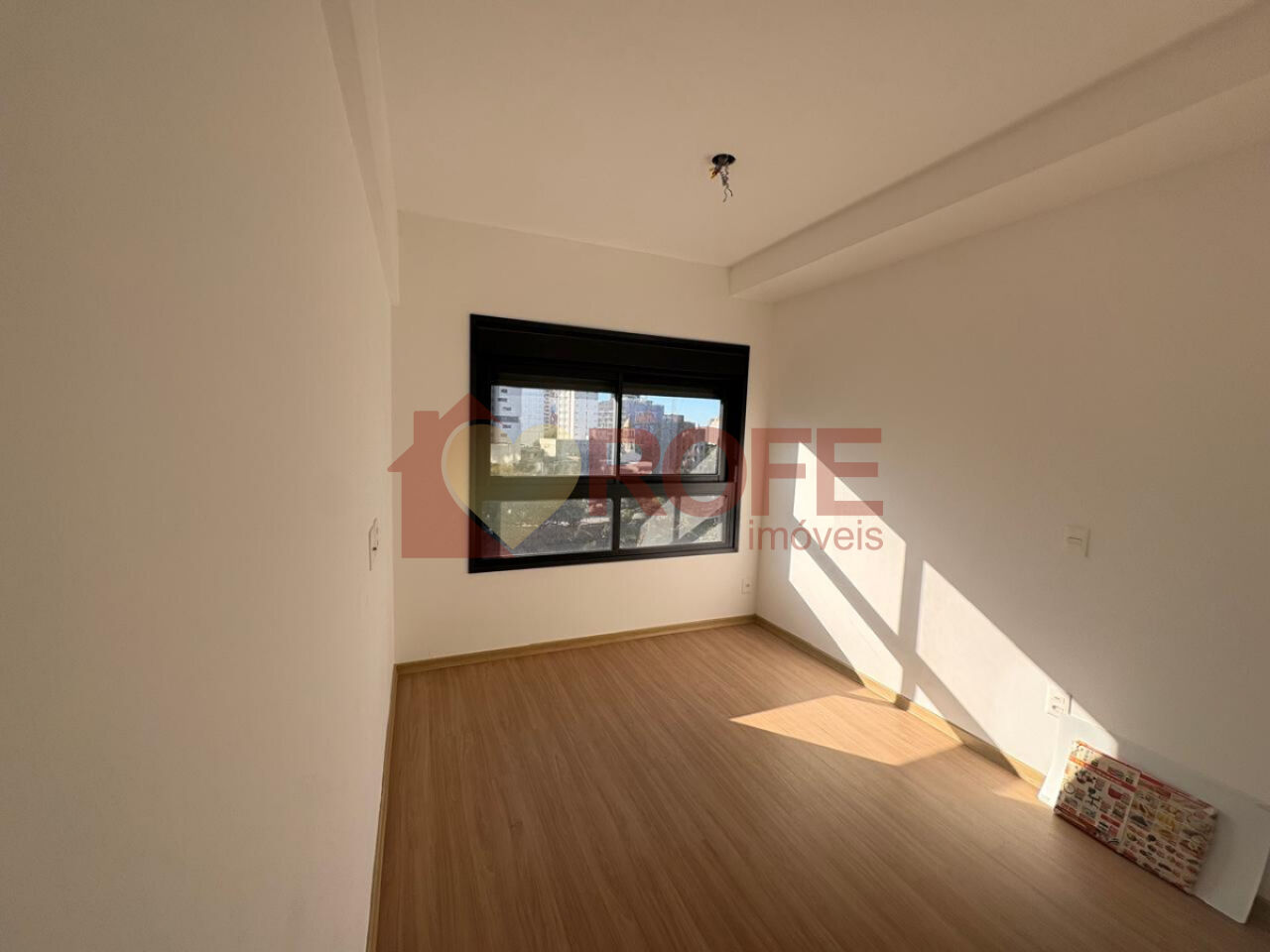 Foto 6 - RF49678