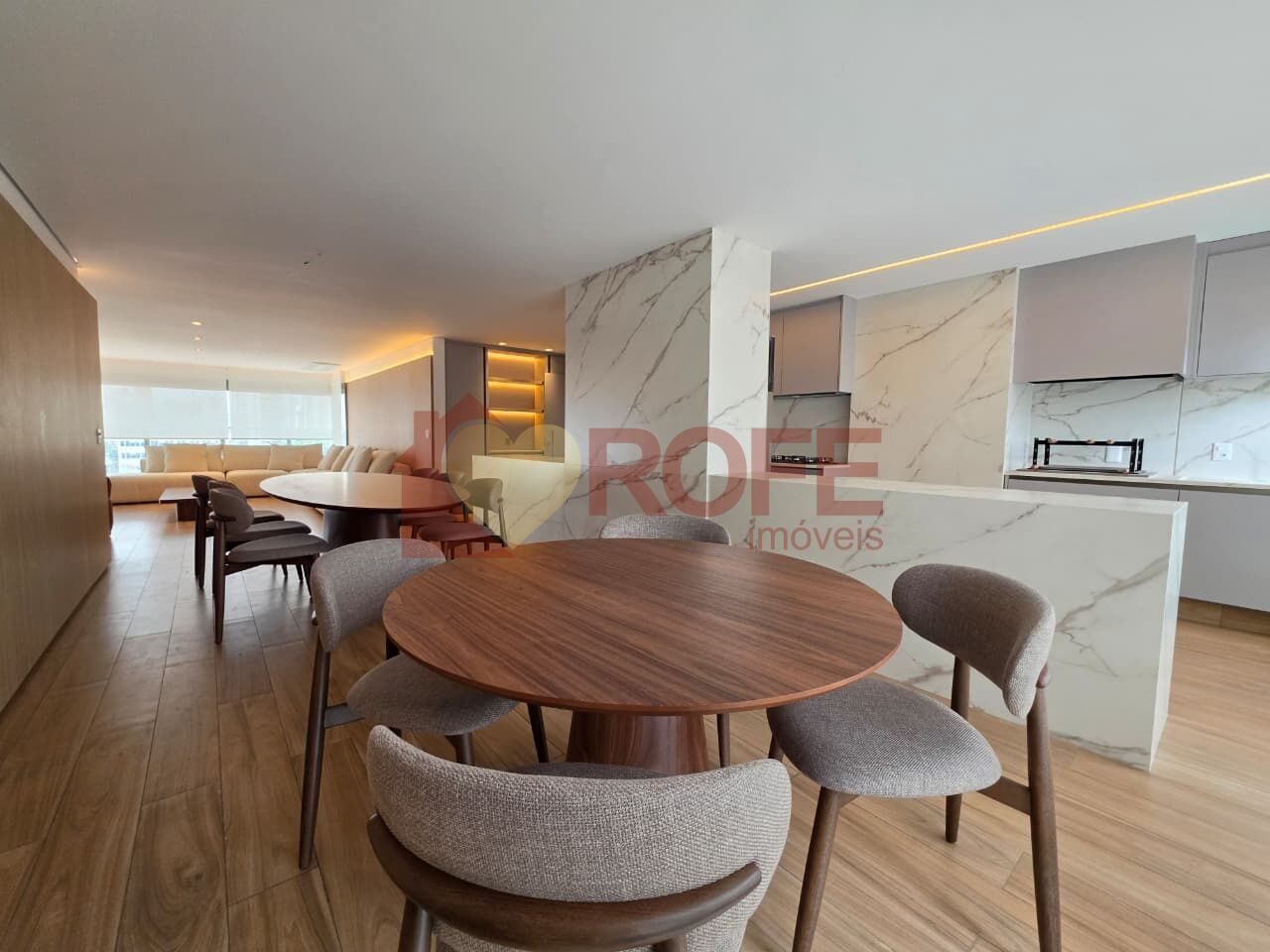 Foto 3 - RF49681