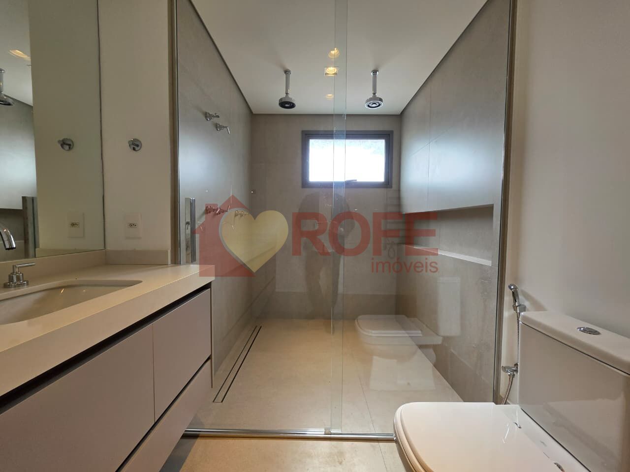 Foto 33 - RF49681