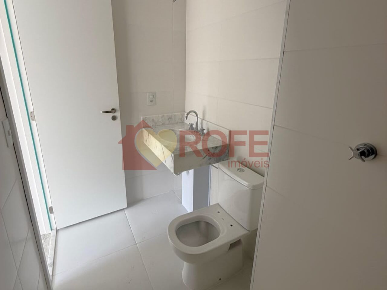 Foto 6 - RF49694