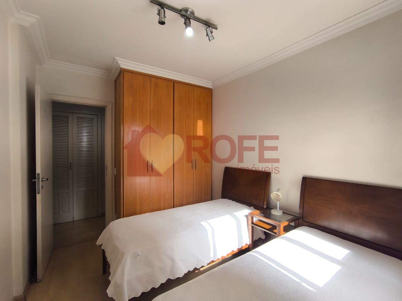 Foto 25 - RF49698
