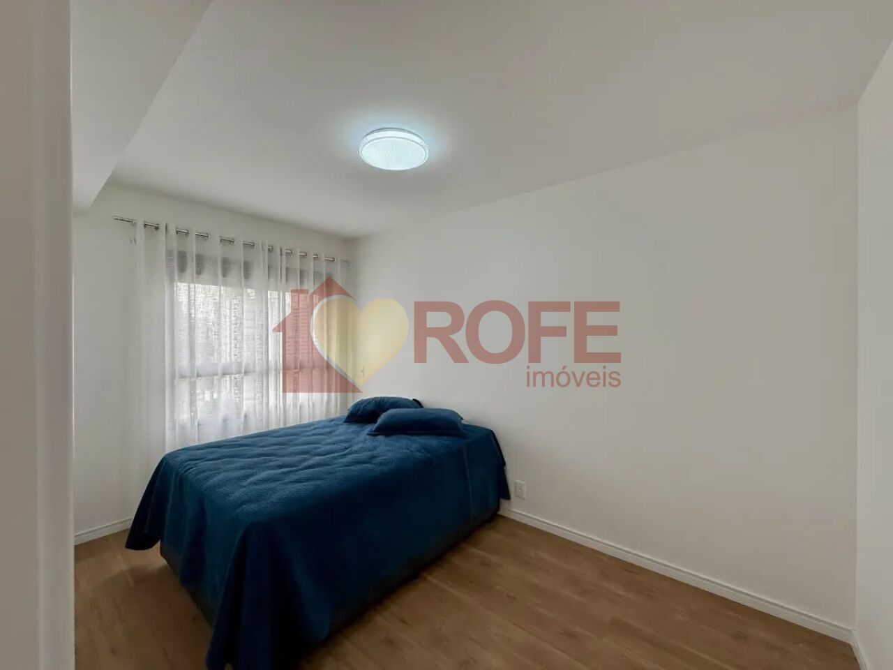 Foto 15 - RF49818