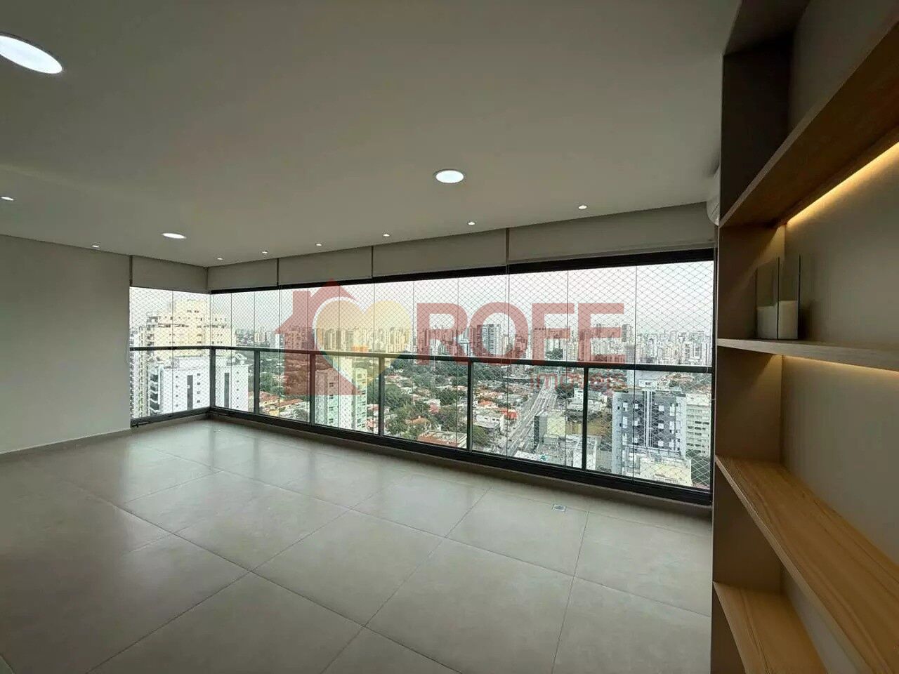 Foto 5 - RF49828