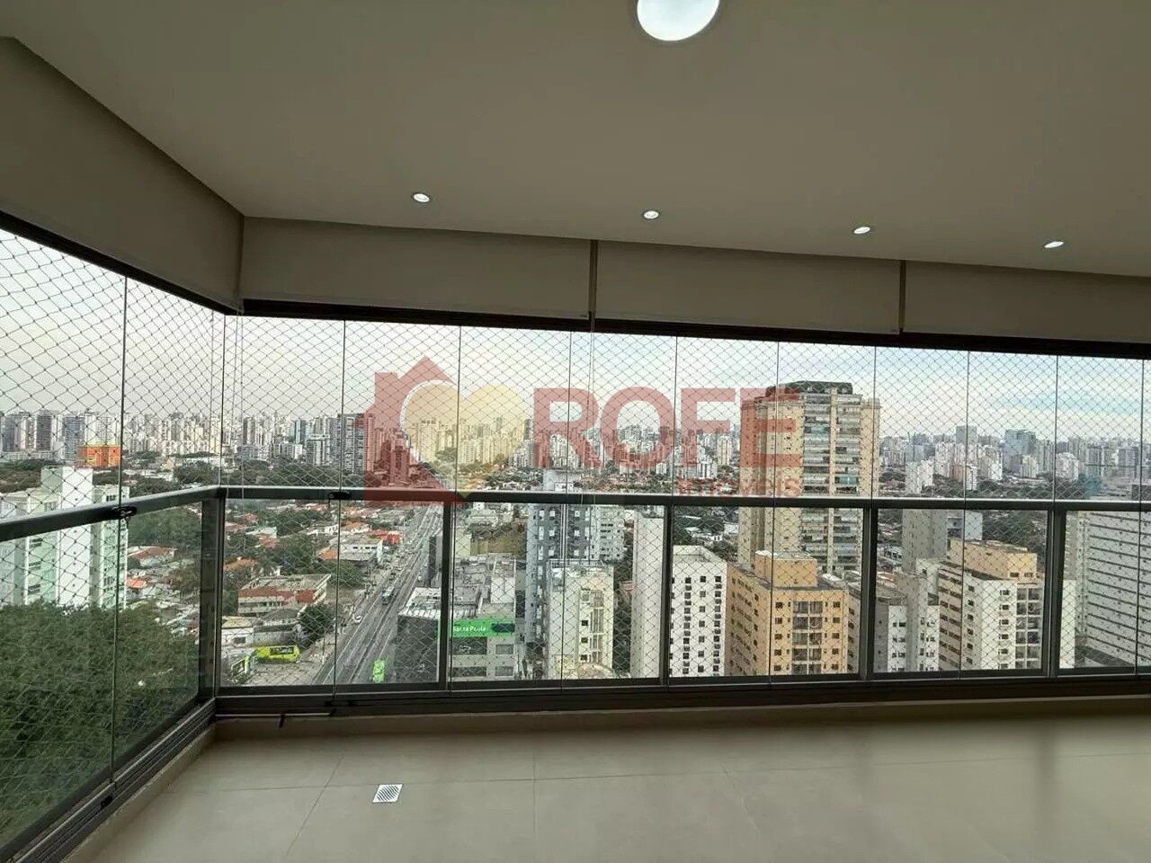 Foto 7 - RF49828