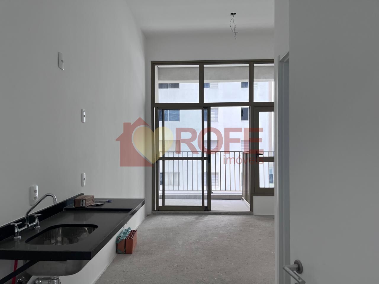 Foto 3 - RF49848