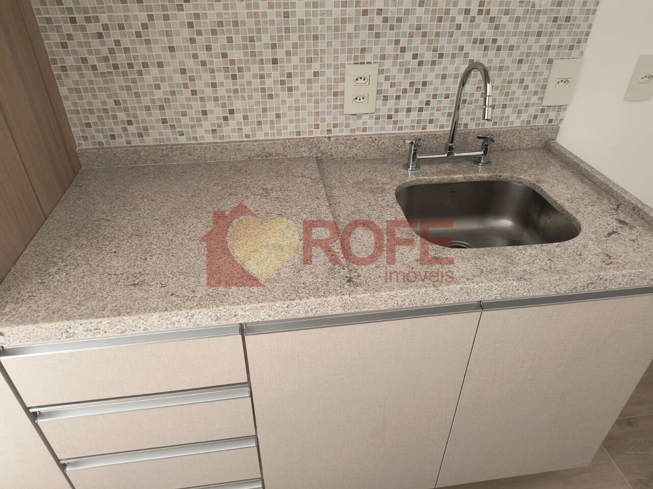 Foto 8 - RF49850