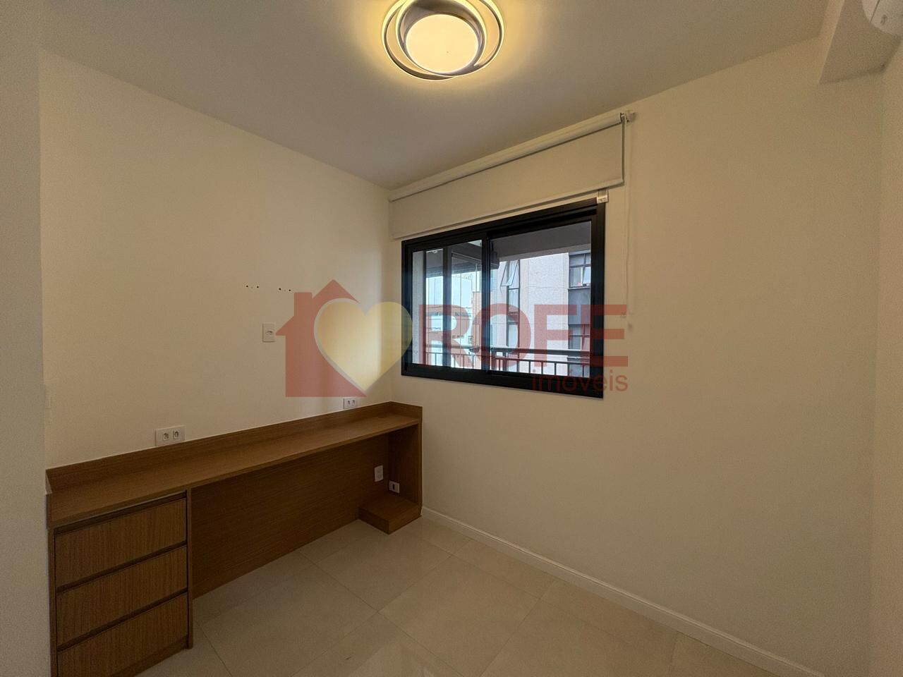 Foto 10 - RF49853