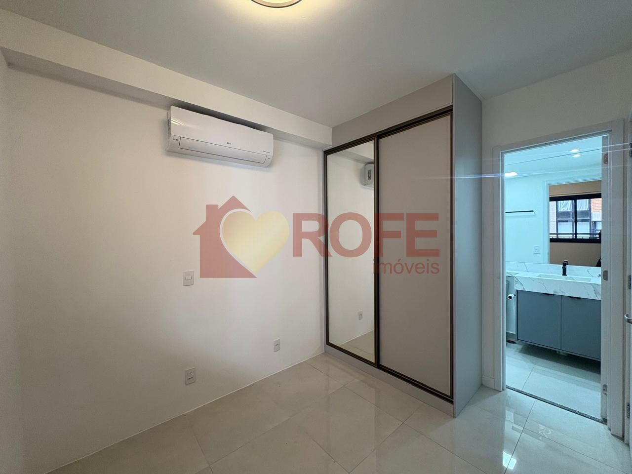 Foto 11 - RF49853