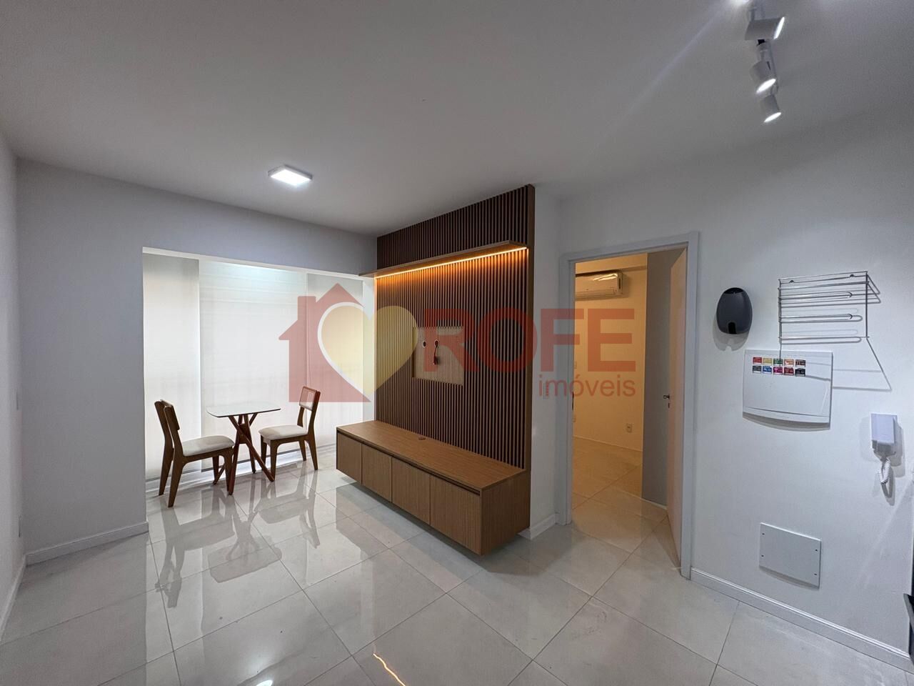 Foto 4 - RF49853