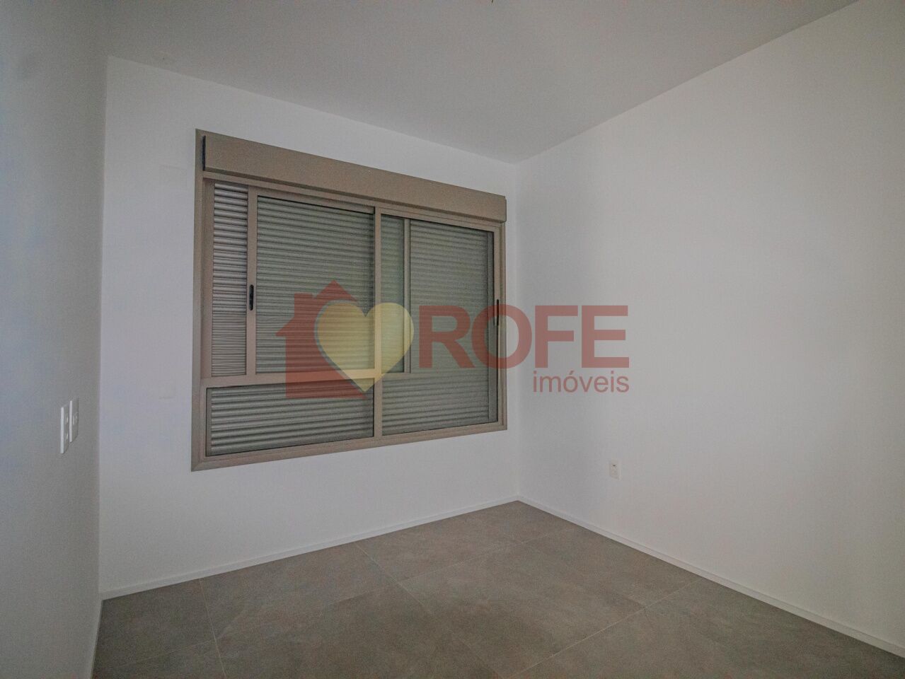 Foto 13 - RF49857