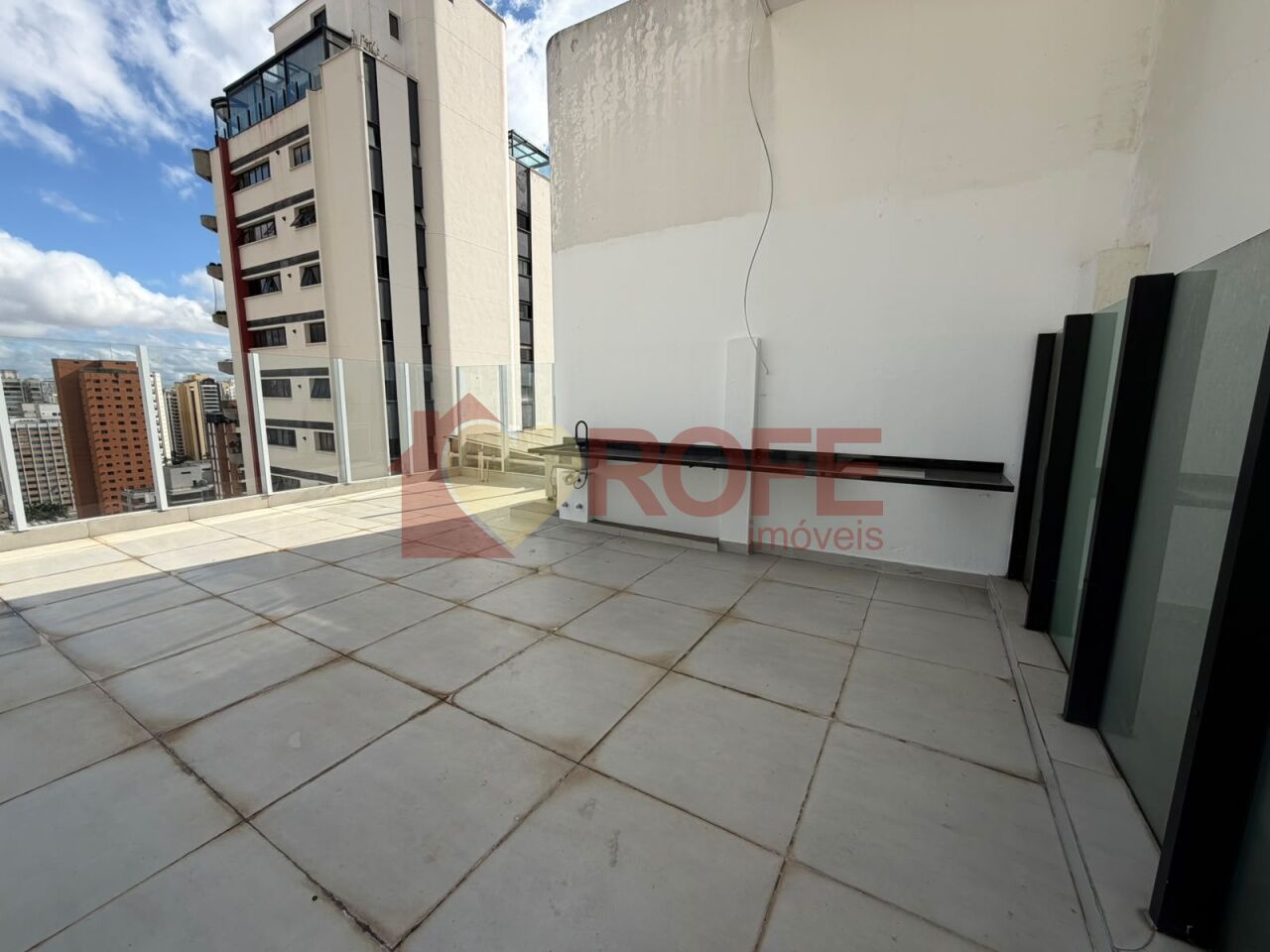 Foto 9 - RF49870