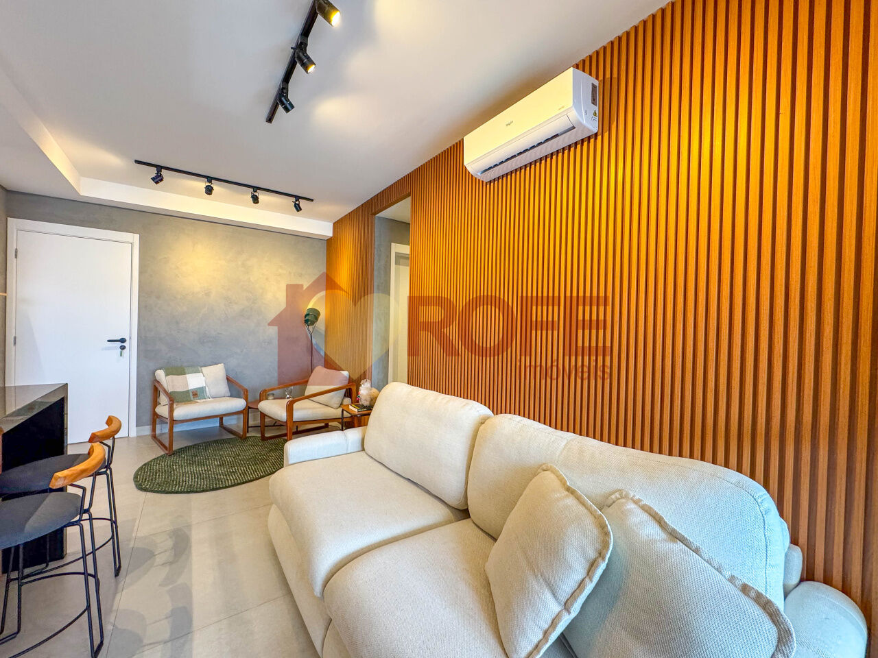 Foto 12 - RF49872