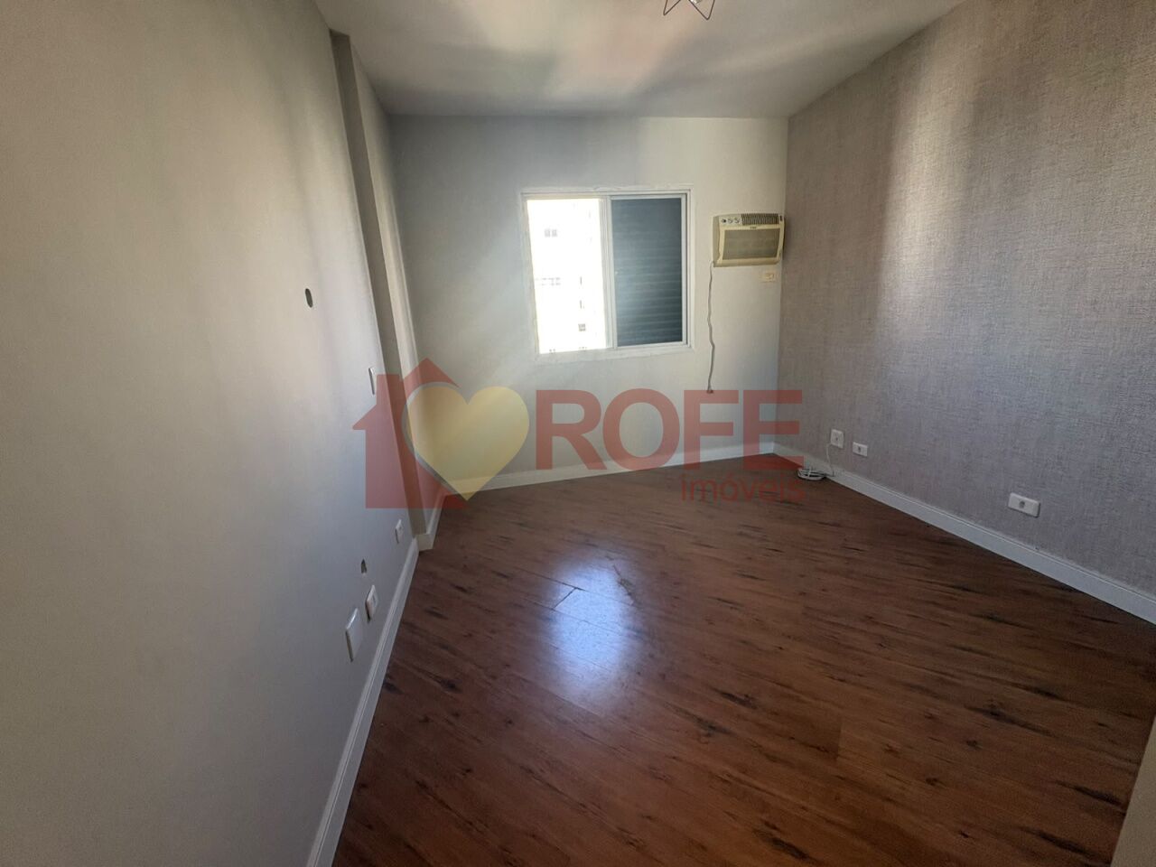 Foto 6 - RF49884