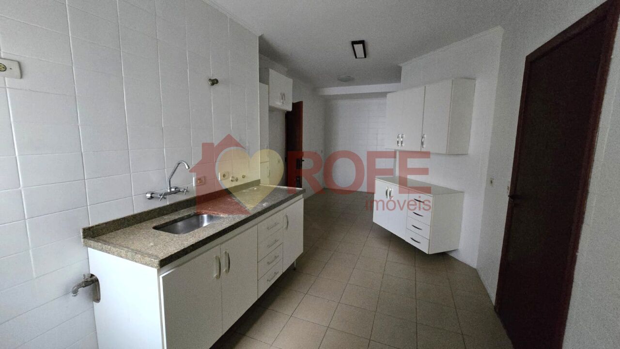Foto 25 - RF49931