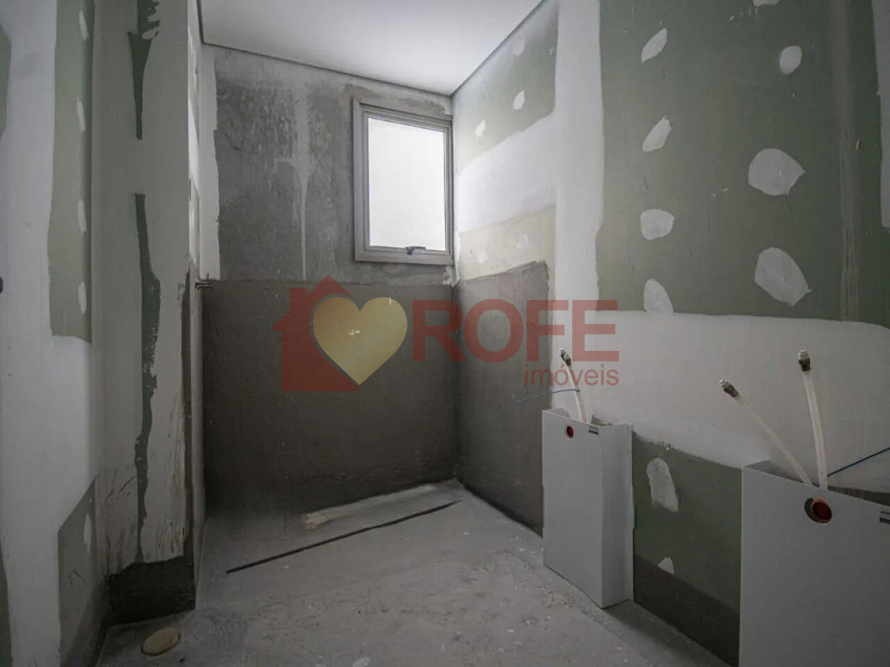 Foto 15 - RF49946