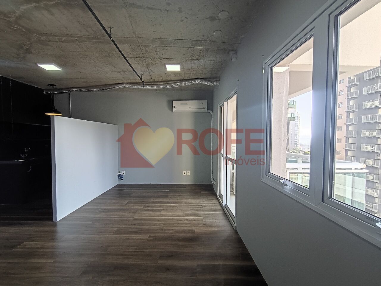 Foto 6 - RF49953