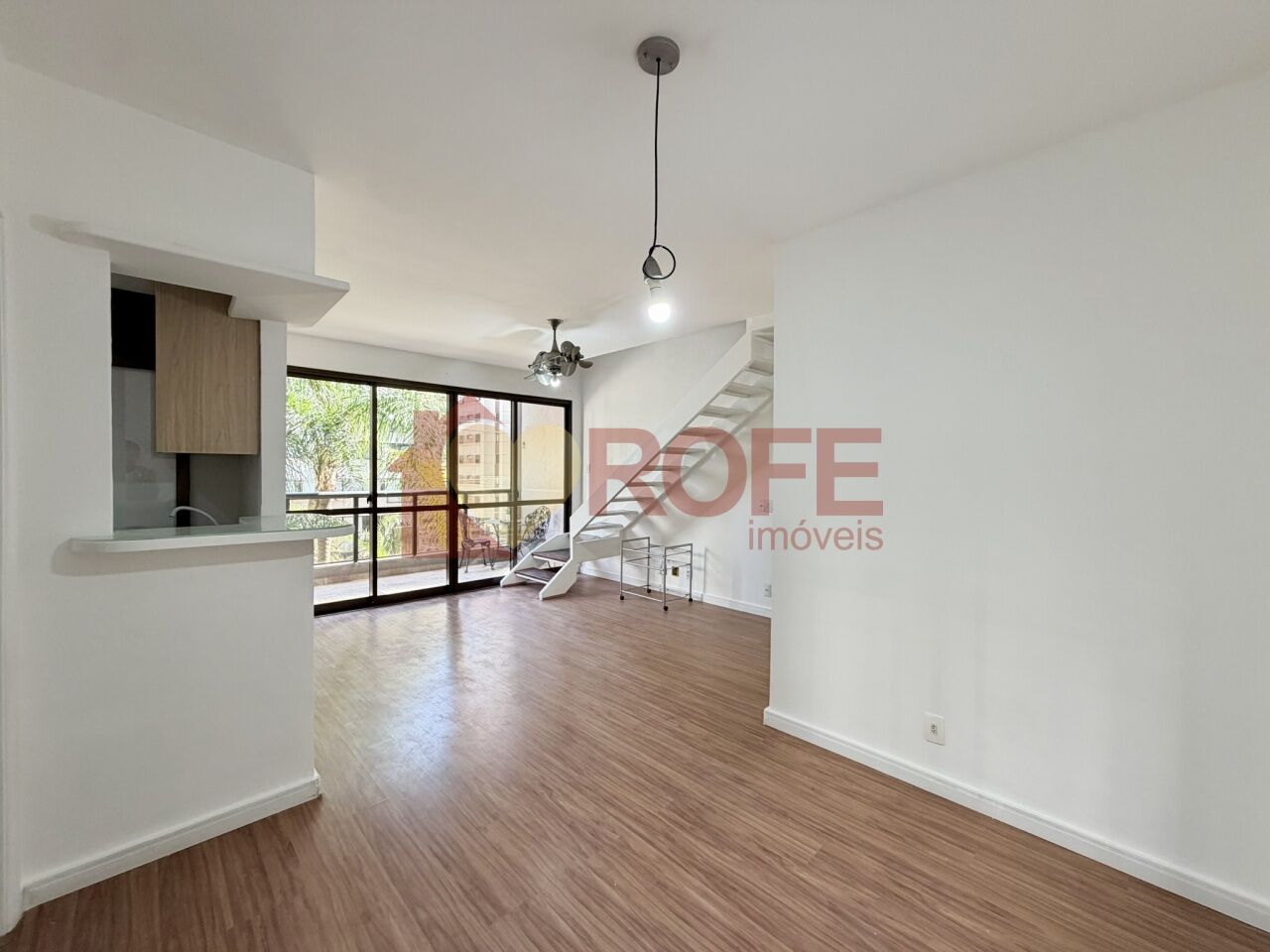 Foto 5 - RF49954