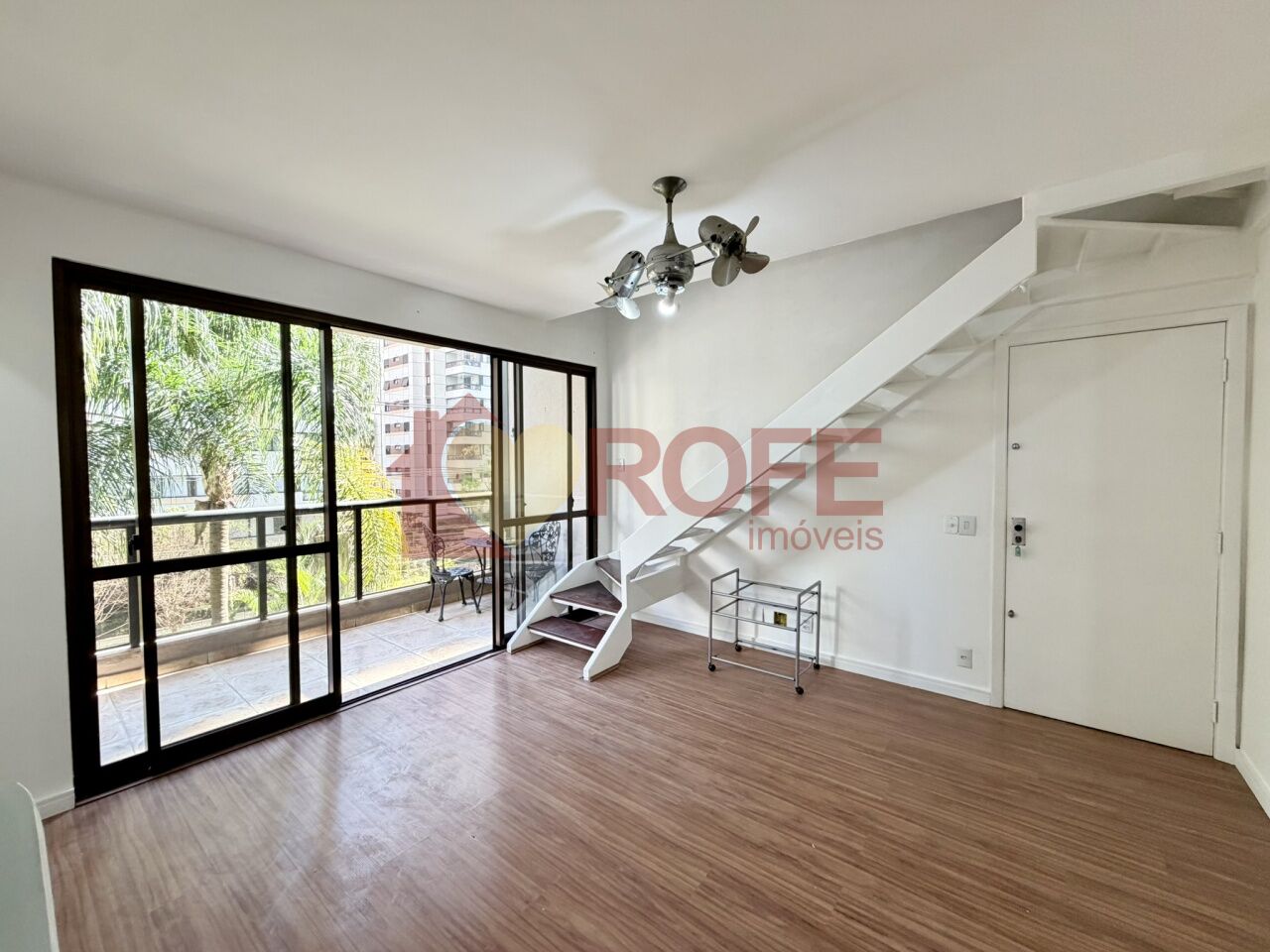 Foto 3 - RF49954