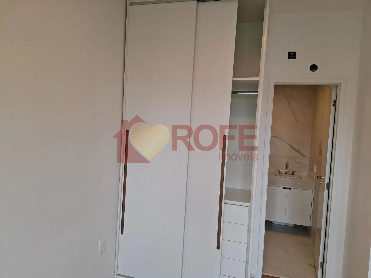 Foto 19 - RF49956