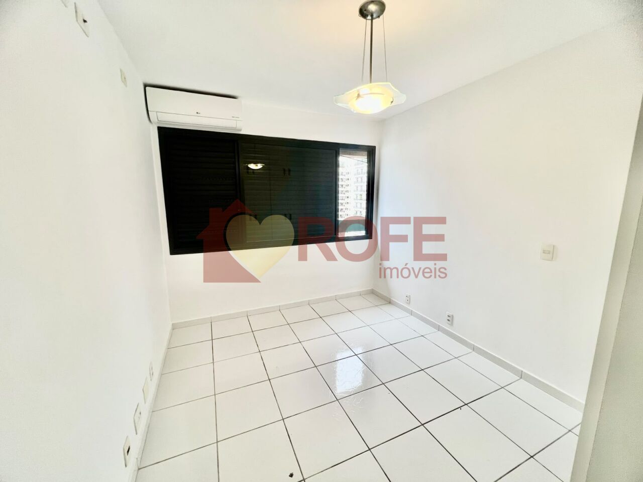 Foto 12 - RF49957
